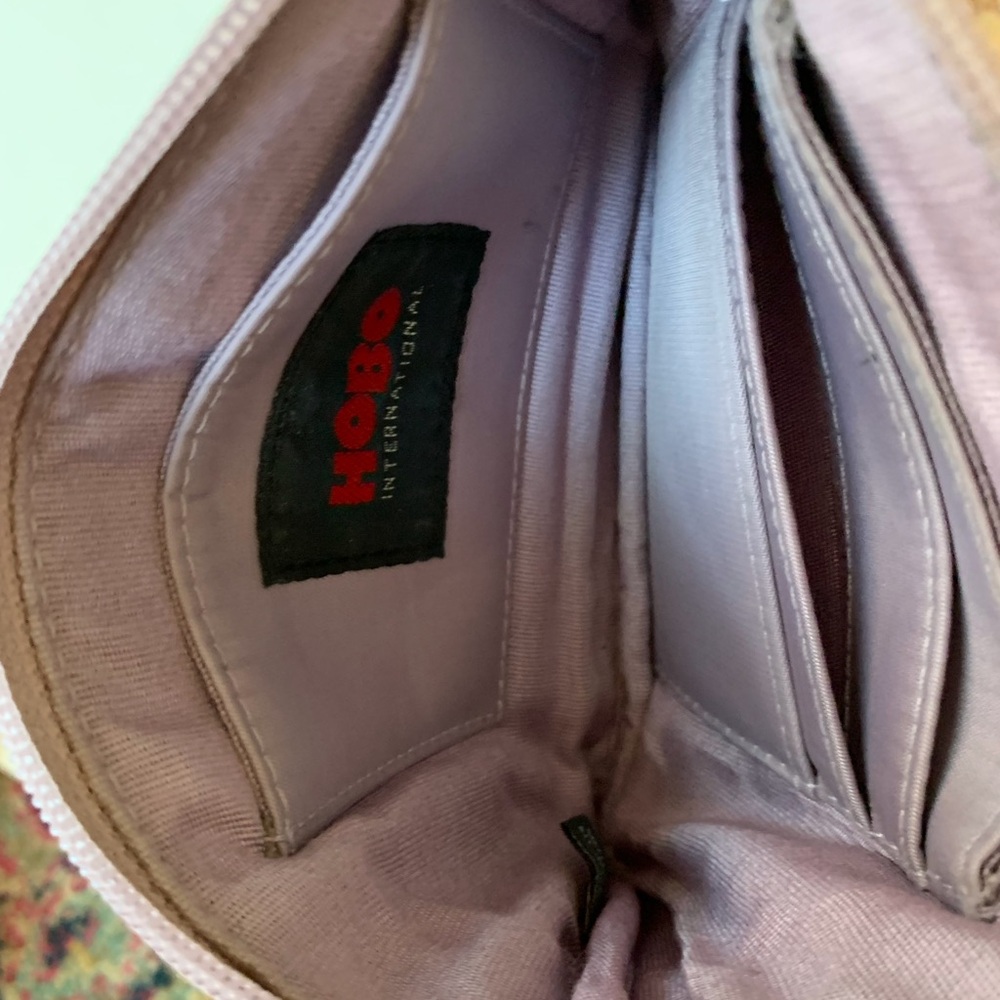 Hobo brand wallets and crossbody - Picture 8 of 11